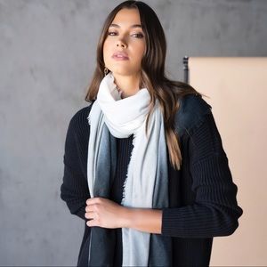 CUSHNIE Grey Horizon Ombre Scarf